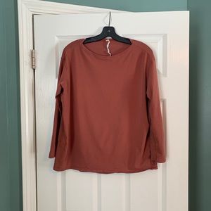 Lululemon burnt orange oversized long sleeve tee